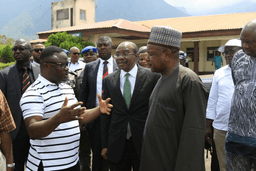 L-R Cross River State Governor, Professor Ben Ayade, CBN Governor, Mr Godwin Emefiele, and Kebbi State Governor, Senator Abubakar Atiku Bagudu, at inspection tour of farm centres in Obudu area of Cross River State on Thursday, Nov. 3, 2016. 

