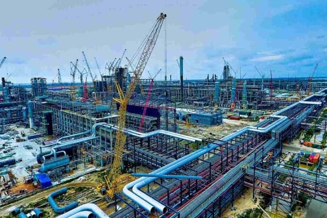 FG to supply 12m barrels crude to Dangote Refinery in October
