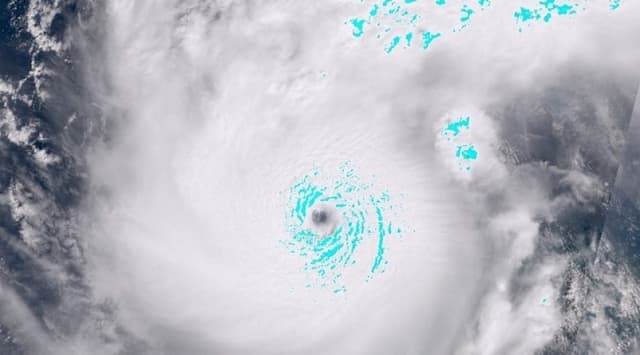   ?Evacuate Now, Now, Now?: Florida braces for next hurricane 