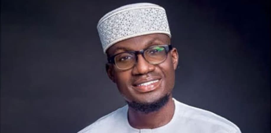 Suspended Alimosho LG boss, vice clash over control of office