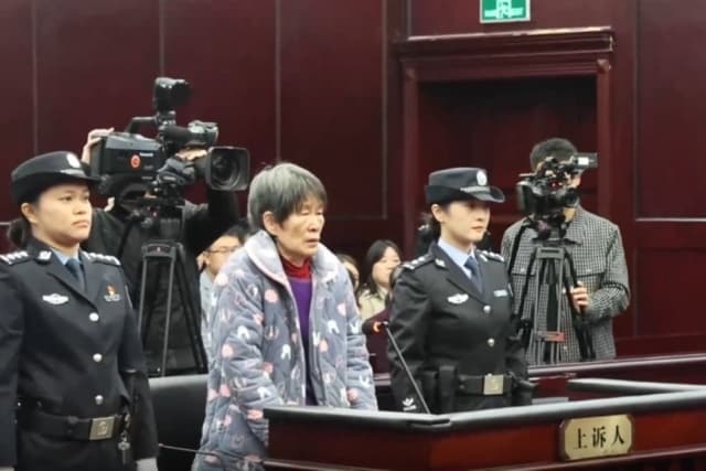 Woman sentenced to death for trafficking 17 children