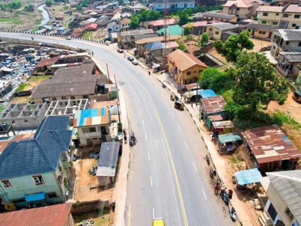 Abiodun inaugurates Ojodu Abiodun-Denro-Ishasi-Akute Road