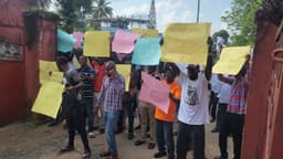 Cross River: Protest rocks PDP secretariat over alleged plans to reinstate Ikem