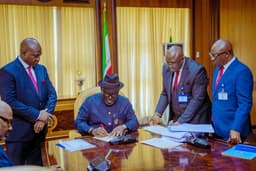 2025: Oborevwori signs Delta?s N979.2bn Appropriation Bill into law