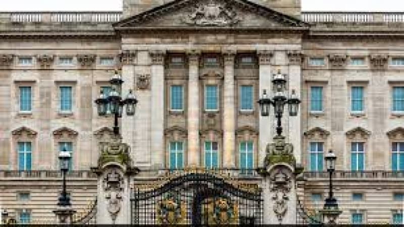 Buckingham Palace maid arrested after drunken brawl at work Christmas party