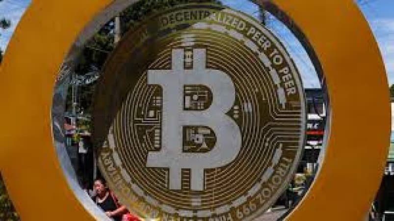 Bitcoin surges above $106,000 on strategic reserve hopes