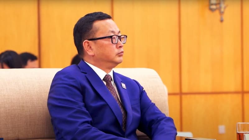 Alleged Chinese spy linked to Prince Andrew named as Yang Tengbo 