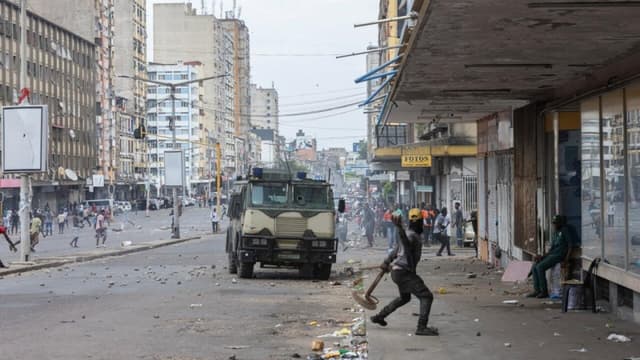 Hundreds escape Mozambique prison amid election protests 