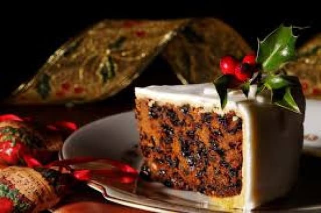 Three dead in suspected Christmas cake poisoning