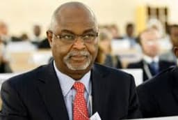 Nigeria?s sovereignty is threatened by internal crises ? Ambassador Sheni