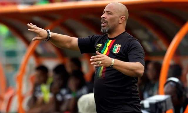 Ex-Internationals fault Chelle?s appointment as Super Eagles gaffer
