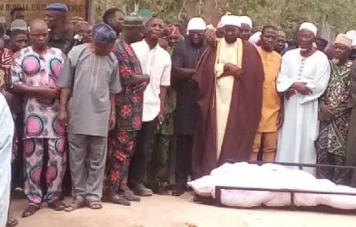APC Chieftain, Abass, killed during Osun scuffle buried in hometown