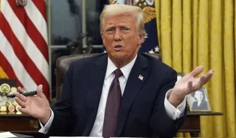 Trump to end school funding, deport ‘agitators’ over campus protests