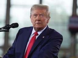 Trump: Nine out of the world’s richest 10 men lose around $370bn in three months