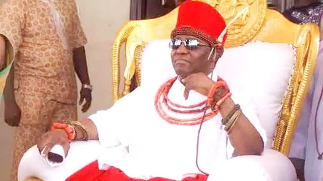 Bishop warns of likely implosion in Benin kingdom, tells Oba Ewuare to reverse suspension of Enogie, other Enigies