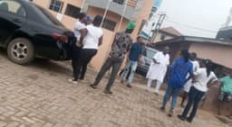 Protest erupts at APC stakeholders meeting in Lagos