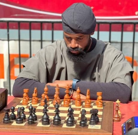 Tunde Onakoya to attempt 70-hour chess marathon in Times Square