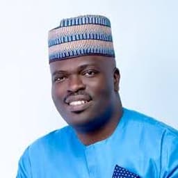 CNG: FG announces 40 per cent transport fare cut, expands rollout