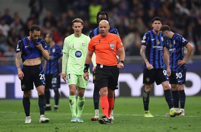 UEFA punishes controversial Inter Milan vs Barcelona referee