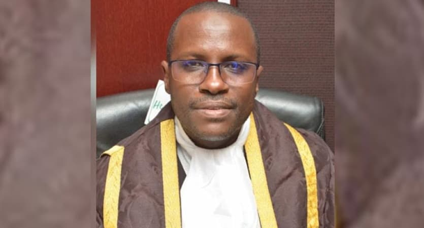 How foreigner opened account for six-week bachelor?s degree programmes ? ICPC