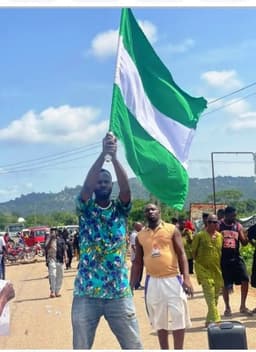 Youth block highway in Edo, protest kidnappings, poor infrastructure