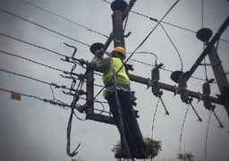 Abuja Electric staff electrocuted while working at the office