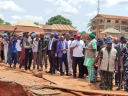 Motorists stranded as Mokwa bridge linking north, southwest collapses
