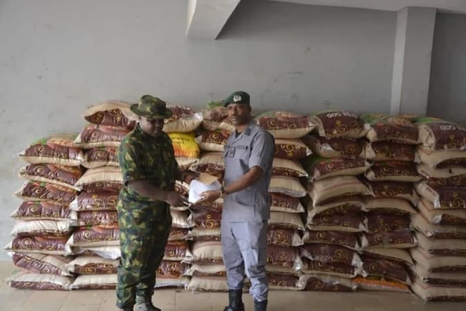 Smuggling: Army intercepts 88 bags of foreign rice in Ogun