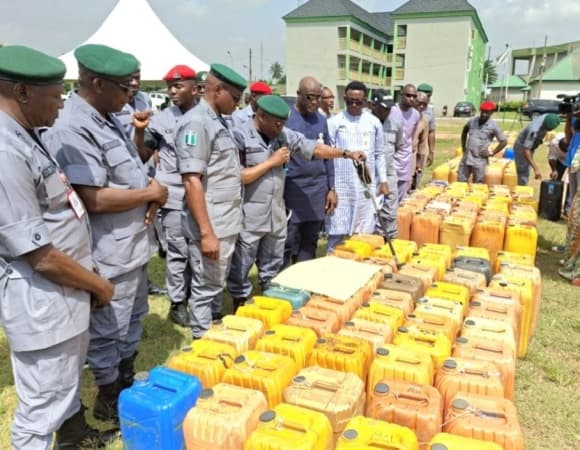 Customs sells seized petrol at N10,000/25-litre jerrycan