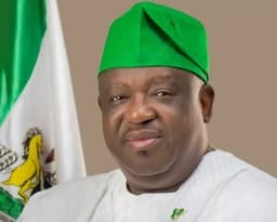  Tensions in Plateau as APC Vanguard tackle Mutfwang over defection rumors