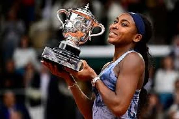 Gutsy Gauff overpowers Sabalenka to win French Open title