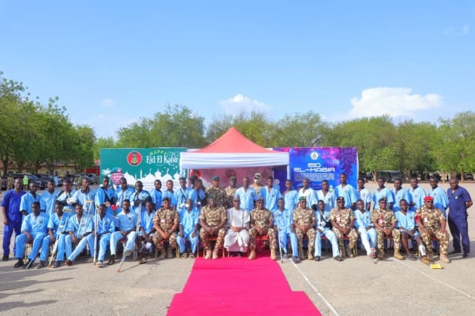 Zulum donates N100m to wounded; families of slain soldiers