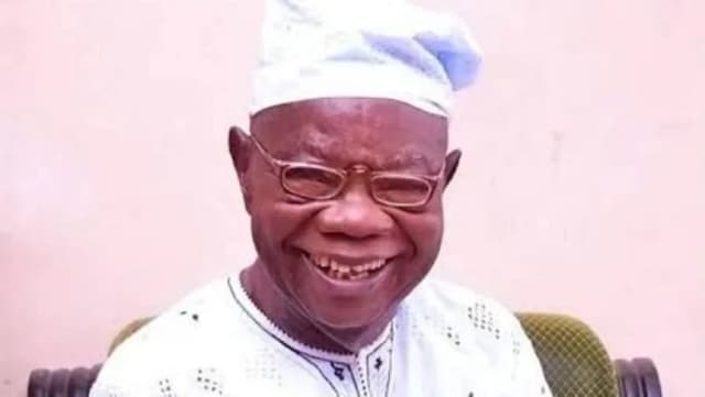 Why we buried highlife legend Mike Ejeagha 24 hours after his death ? Son