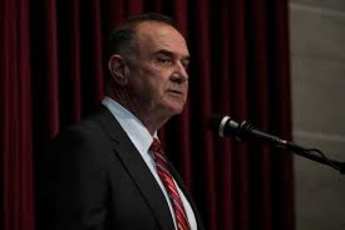 Missouri Governor Mike Kehoe activates National Guard, declares State of Emergency