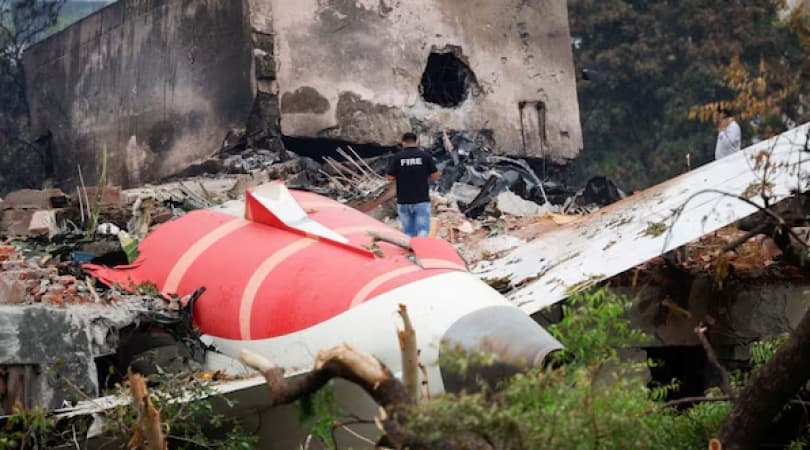 Black box found at site of India plane crash