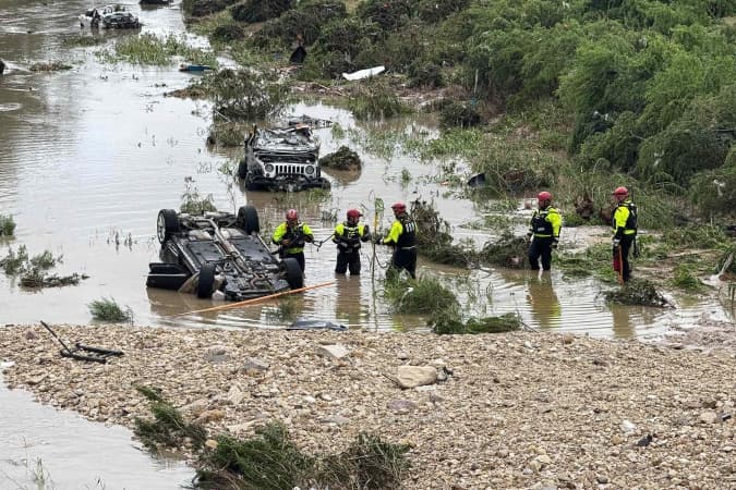 Killer floods claim 11 lives in US, several still missing