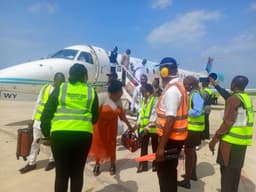 Travellers flood Ebonyi airport as Lagos commercial flight lands safely