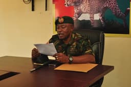 Nigerian Army brokers peace between feuding ethnic groups in Taraba