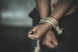 Kidnappers detain father who brought ransom after son’s escape