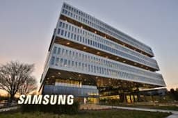 Samsung poised to redefine smartphone experience with next-gen foldables