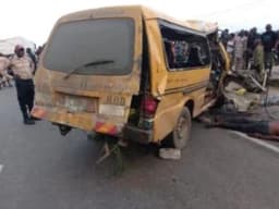 6 dead, 13 injured as bus collides with truck in Lagos crash