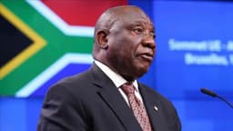 South African Government blows hot as natives block foreigners from accessing healthcare services