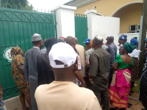 Govt House lockout incident: Okpebholo orders probe, redeployment of security officers