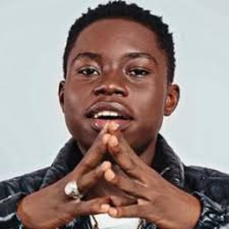 Mixed reactions as Peller interviews master’s degree holders for N500k cameraman job