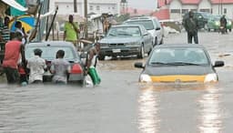 FG issues warning as heavy rainfall threatens 11 states with flooding
