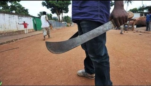 Tragedy as man storms neighbour?s compound, machetes three children to death in Osun