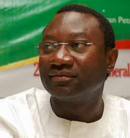 First HoldCo denies share sale claims 