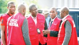 EFCC probes woman arrested with undeclared $14,567, £1030, CA$40 at Lagos airport