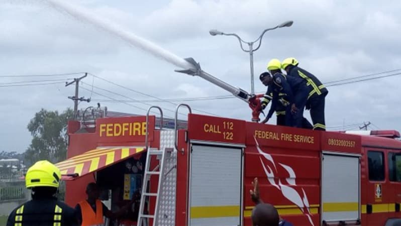 Angry residents attack Osun firefighters for late response