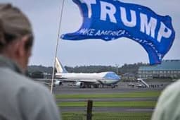 Trump flees Washington controversies for golf-heavy trip to Scotland